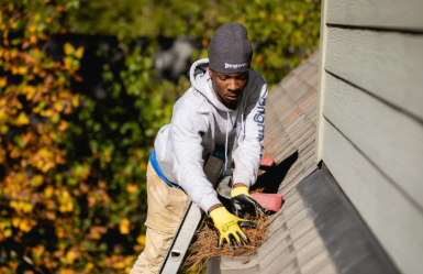 10 Professional Standards Your Gutter Cleaner Should Meet